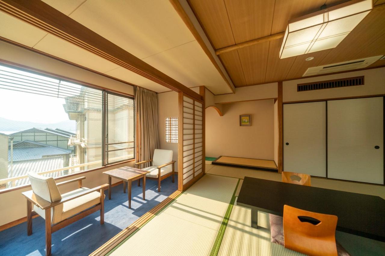 Hotel Miya Rikyu Hatsukaichi Exteriör bild