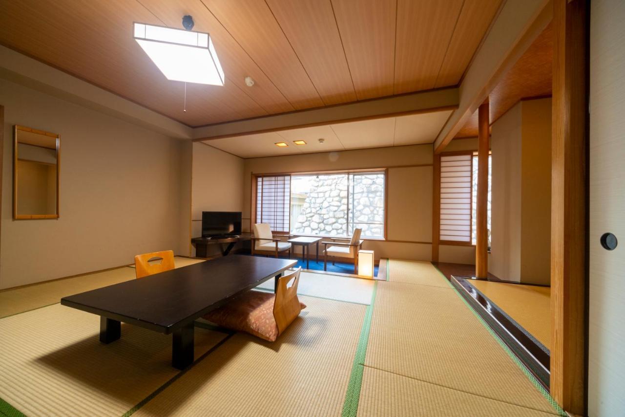 Hotel Miya Rikyu Hatsukaichi Exteriör bild