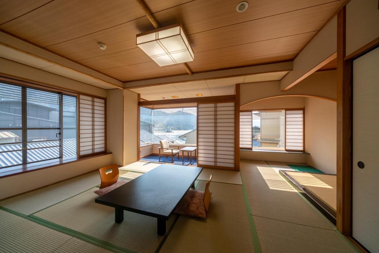 Hotel Miya Rikyu Hatsukaichi Exteriör bild